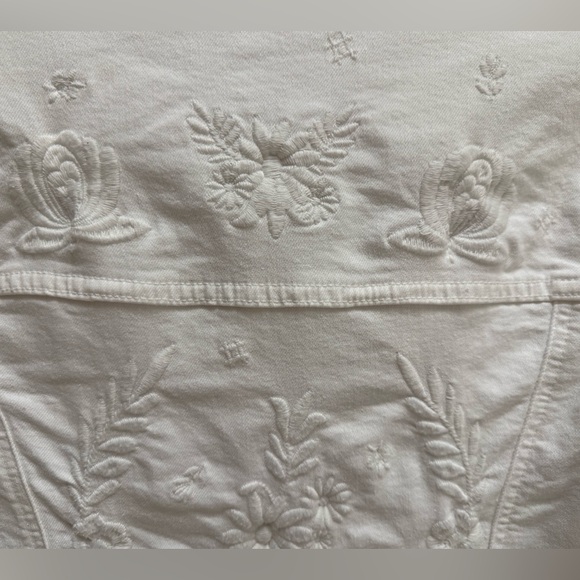 Guess Women's White  peplum Jean Jacket - Picture 8 of 13